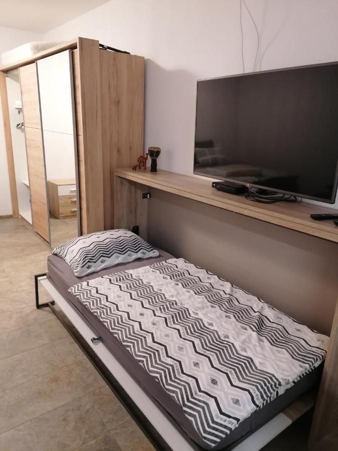 Place Near Casino Mond - Apartma Urska سينتيلي المظهر الخارجي الصورة